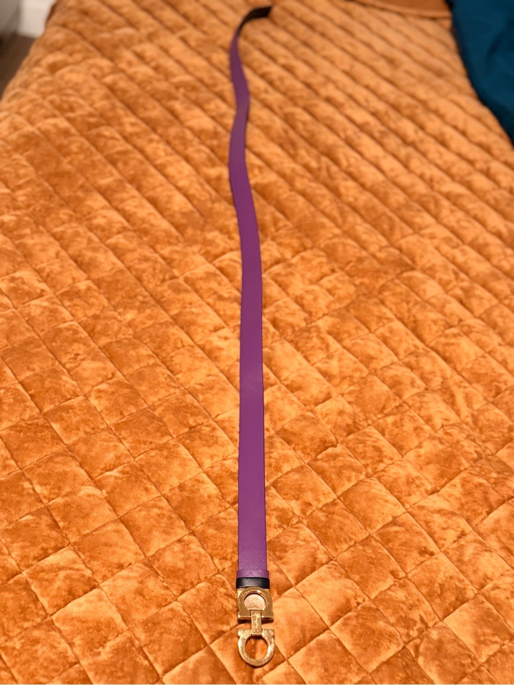 Salvatore Ferragamo Purple Leather Belt with Gold Gancini Buckle - Picture 2 of 4